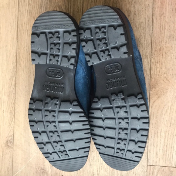 Munro Blue Suede Oxfords - Picture 5 of 8